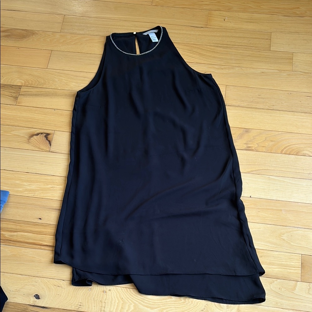 H&M Black Sleeveless Blouse